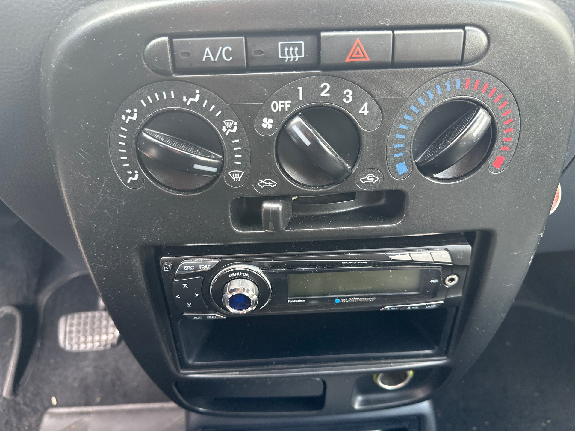 DAIHATSU Cuore 1.0 (Anniversary)-image-14