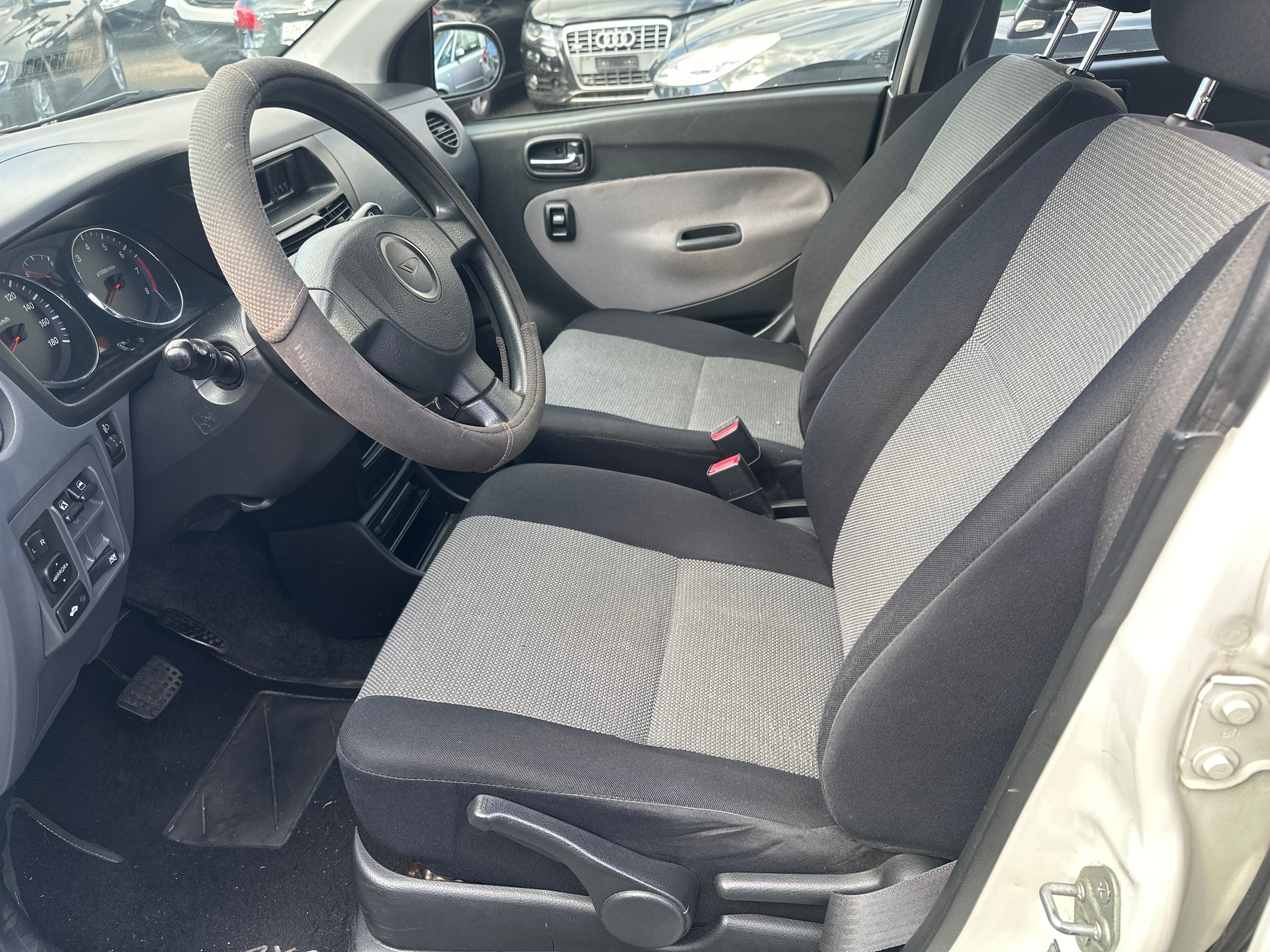 DAIHATSU Cuore 1.0 (Anniversary)-image-8