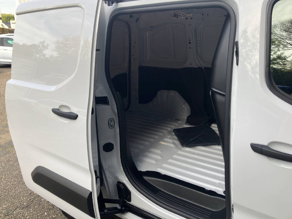OPEL Combo Cargo 2.0 t 1.5 D S/S-image-18