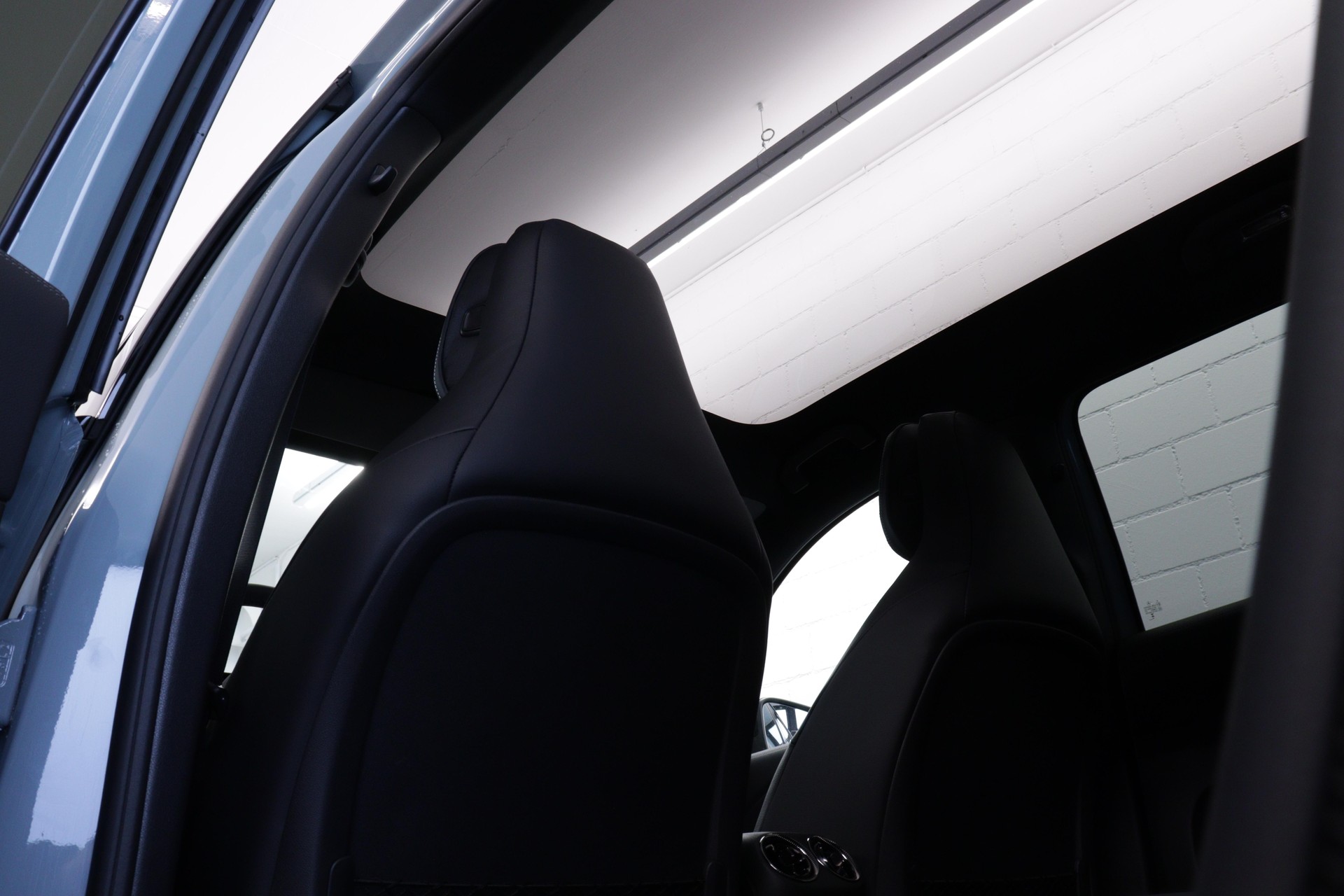 MERCEDES-BENZ GLB-Klasse GLB 220 4matic-image-10
