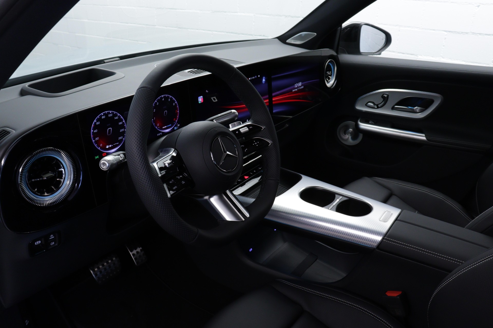 MERCEDES-BENZ GLB-Klasse GLB 220 4matic-image-5