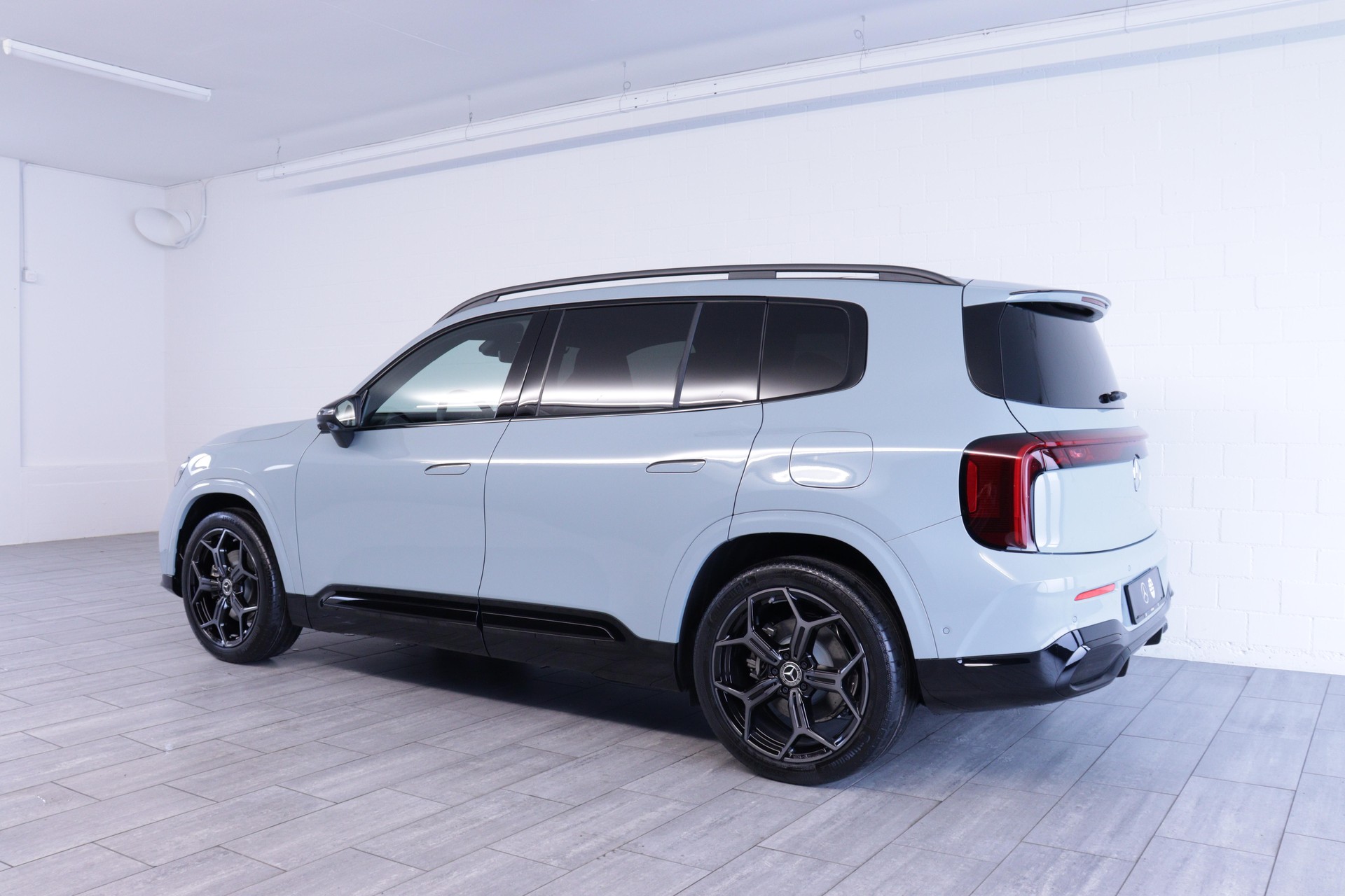 MERCEDES-BENZ GLB-Klasse GLB 220 4matic-showroom-element-2