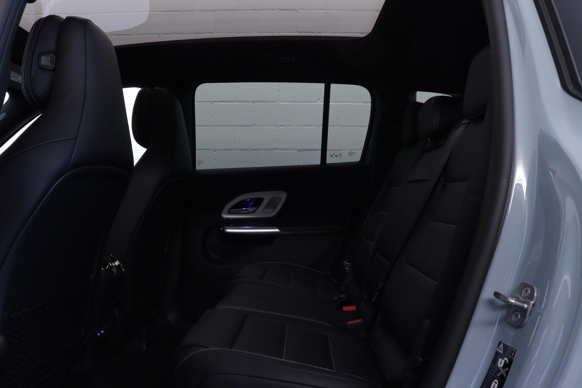 MERCEDES-BENZ GLB-Klasse GLB 220 4matic-image-9