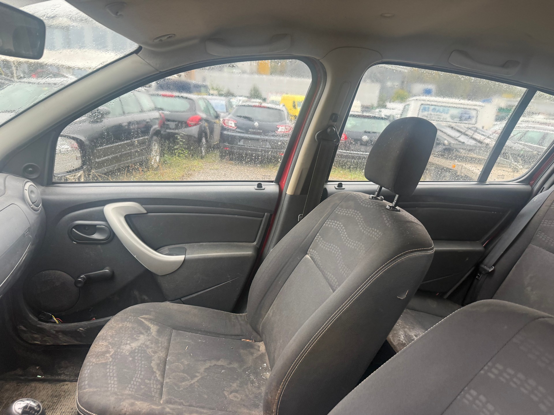 DACIA Sandero 1.5 dCi Lauréate-image-5