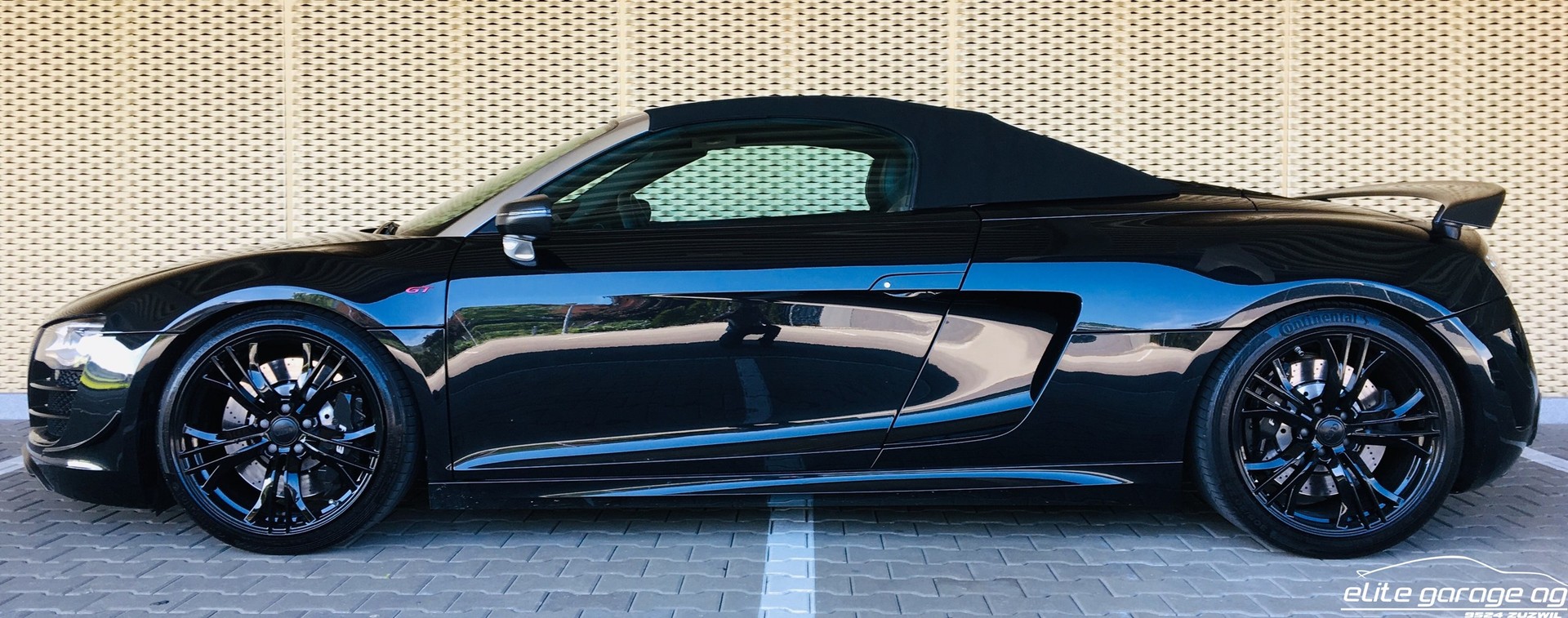 AUDI R8 GT Spyder 5.2 R-Tronic-image-3