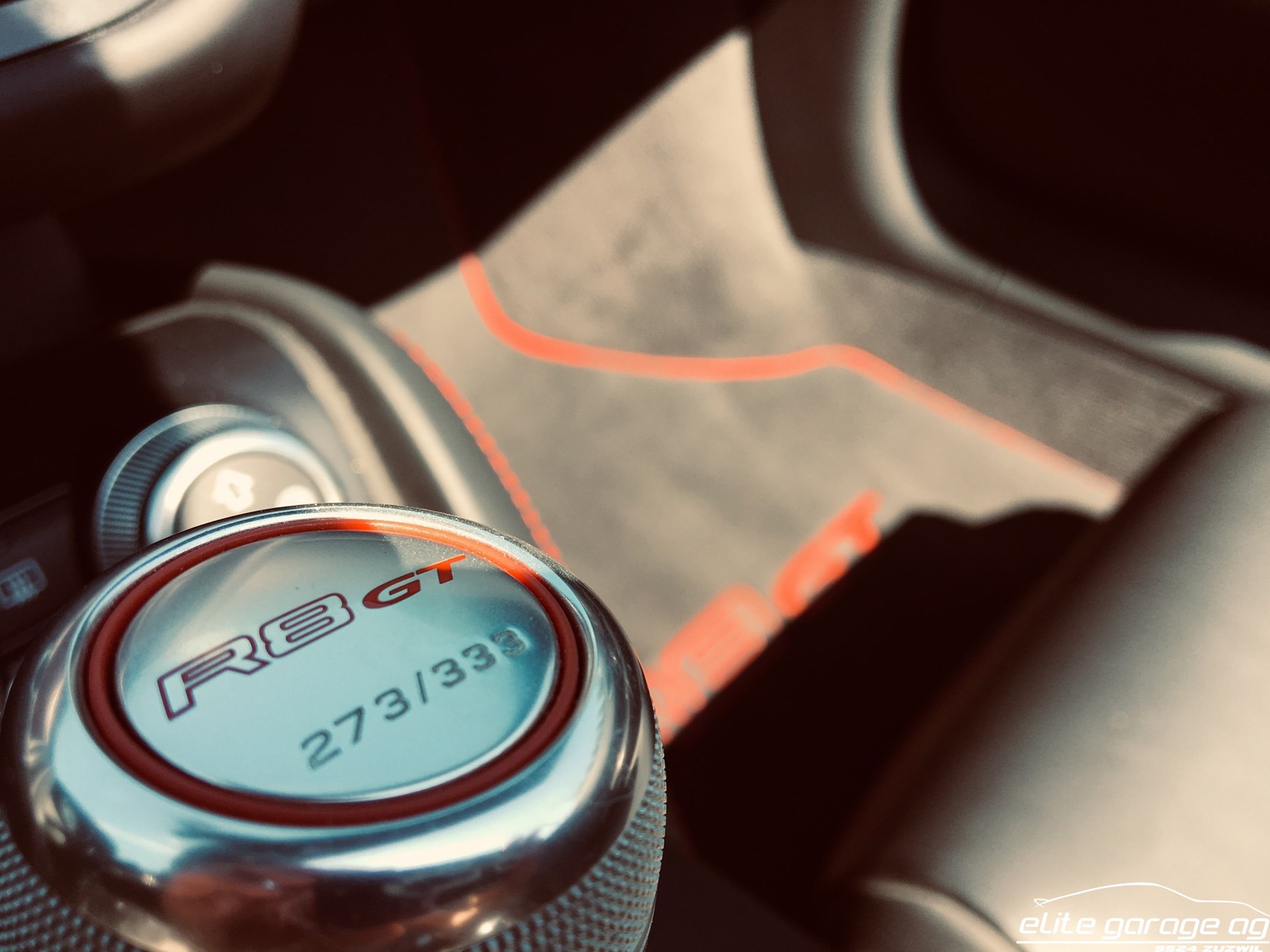 AUDI R8 GT Spyder 5.2 R-Tronic-image-15