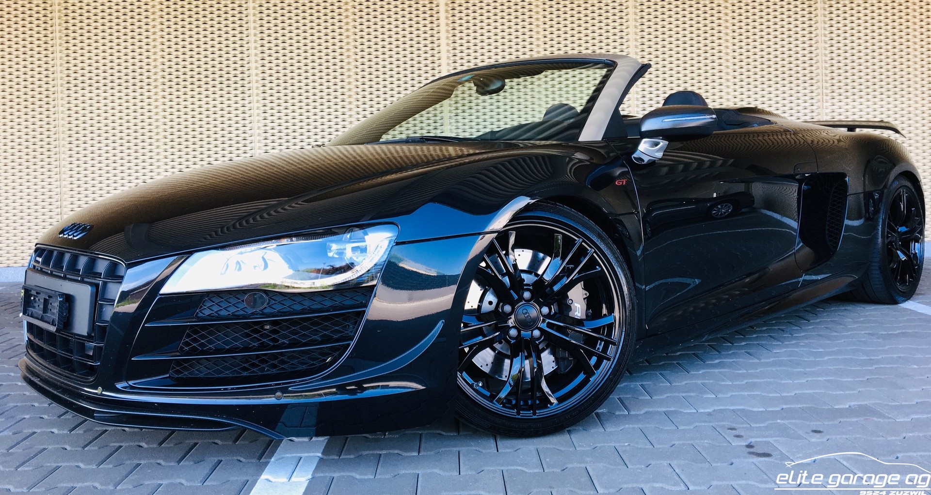 AUDI R8 GT Spyder 5.2 R-Tronic-image-0