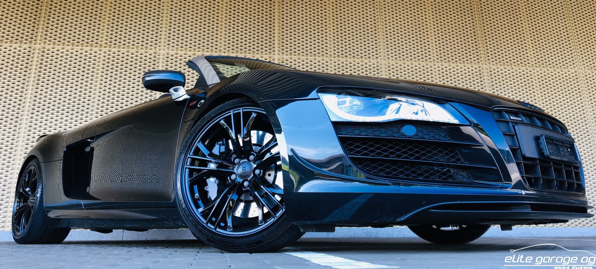 AUDI R8 GT Spyder 5.2 R-Tronic-image-2