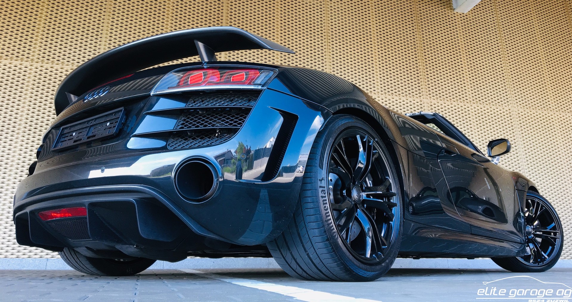 AUDI R8 GT Spyder 5.2 R-Tronic-image-5