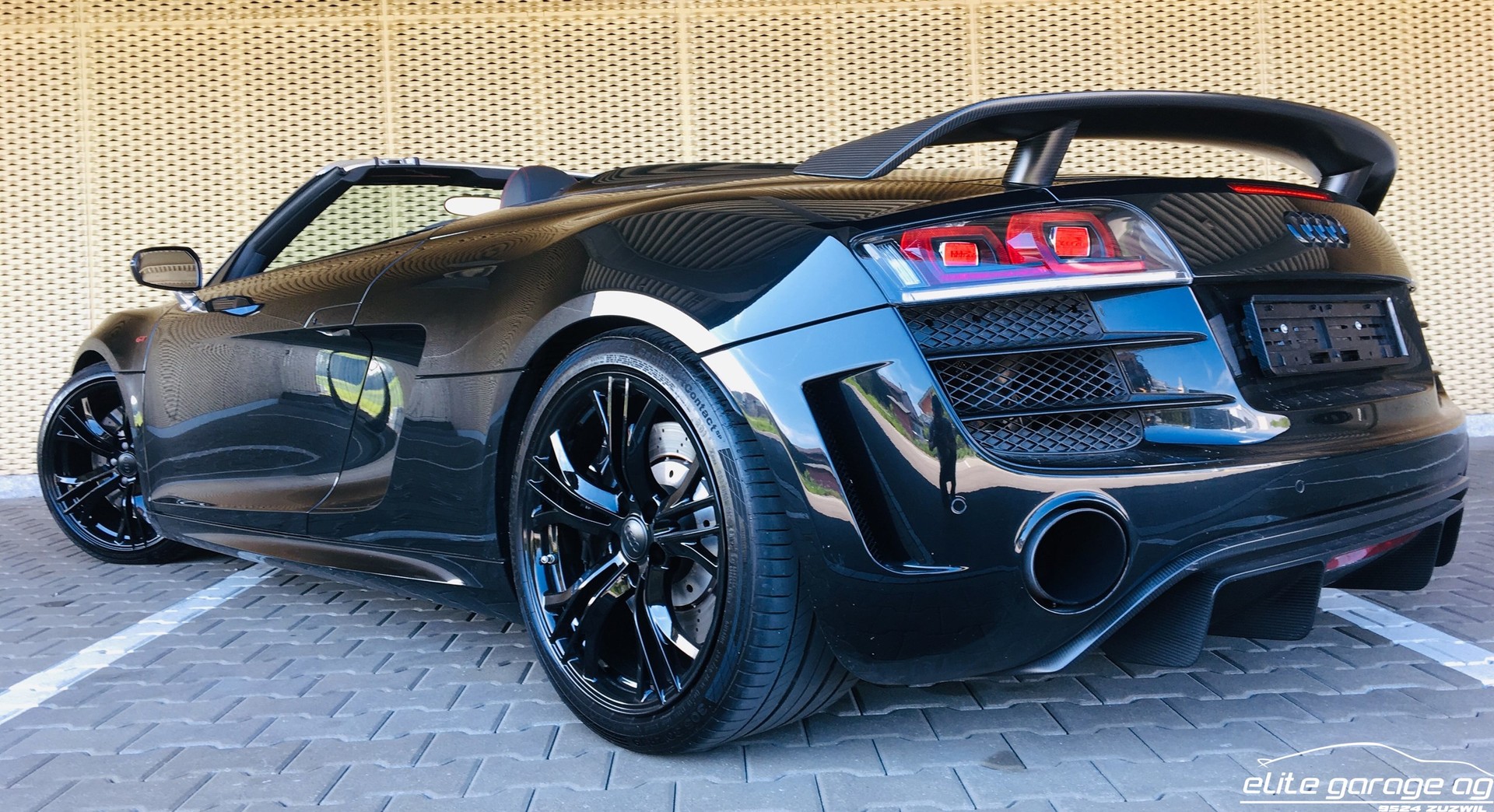 AUDI R8 GT Spyder 5.2 R-Tronic-image-8