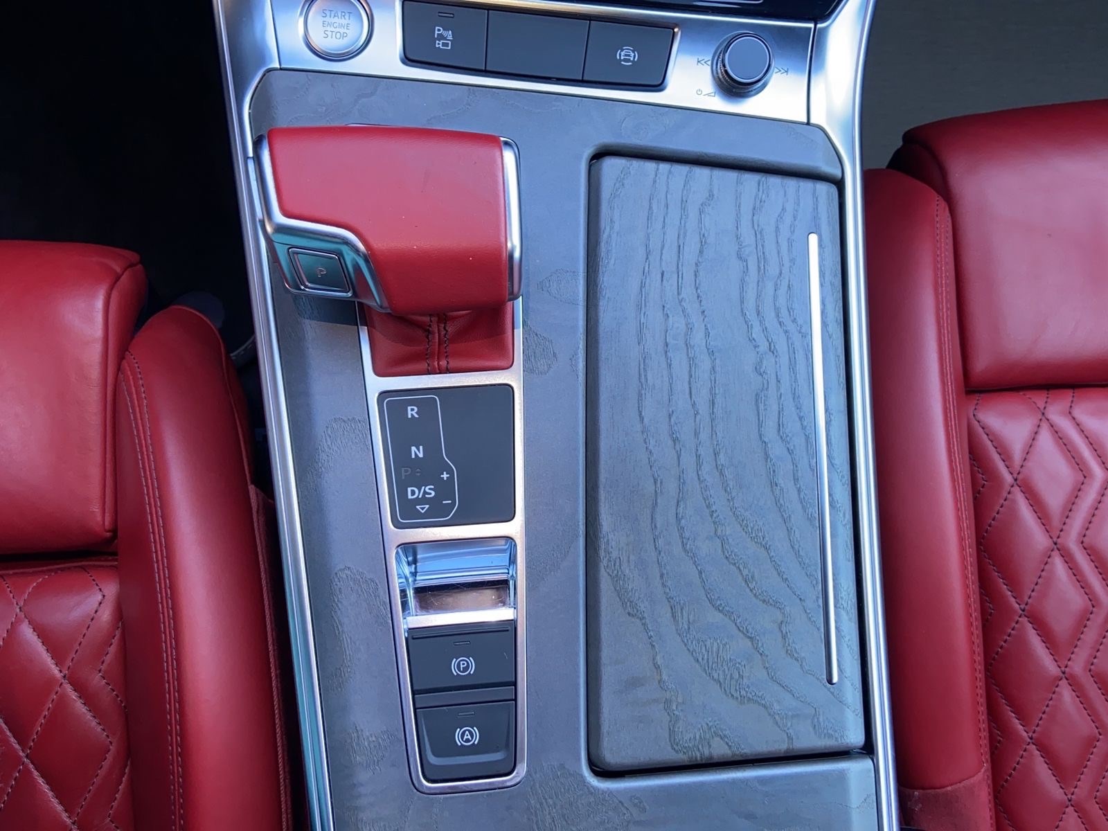 AUDI A7 Sportback 55 TFSI quattro S-tronic-image-10