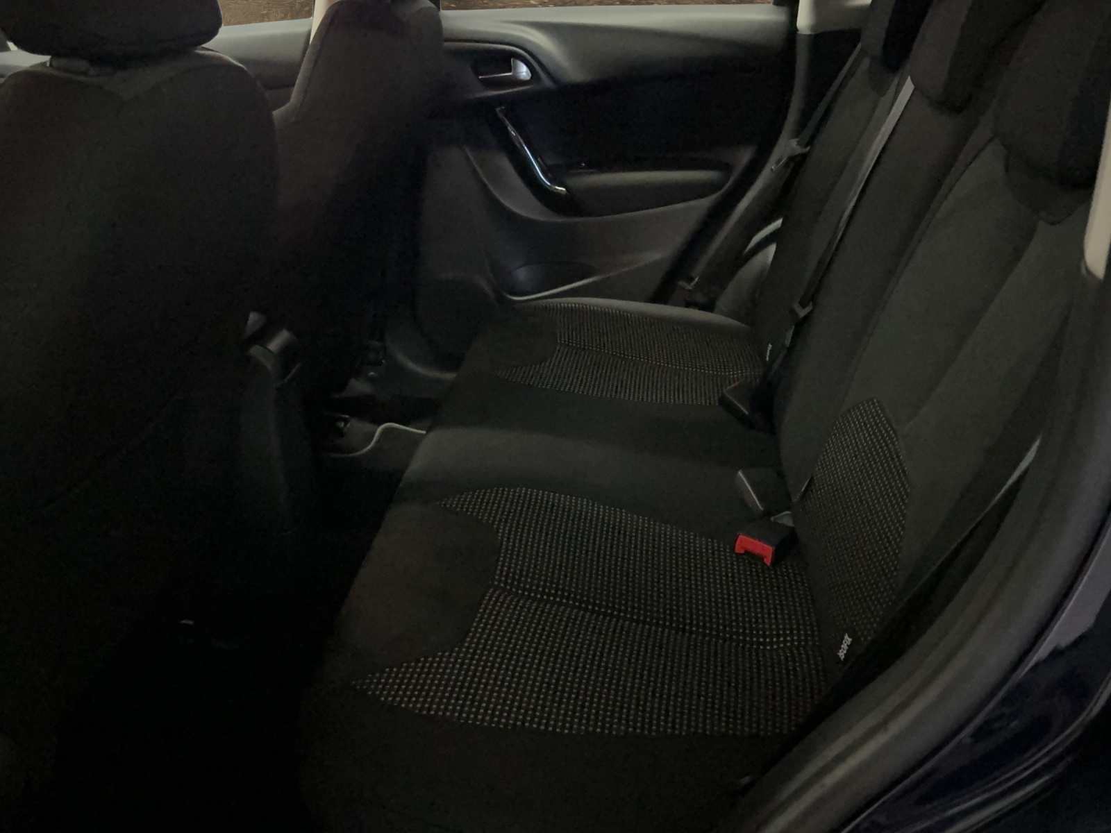 CITROEN C3 1.2i Attraction-image-9