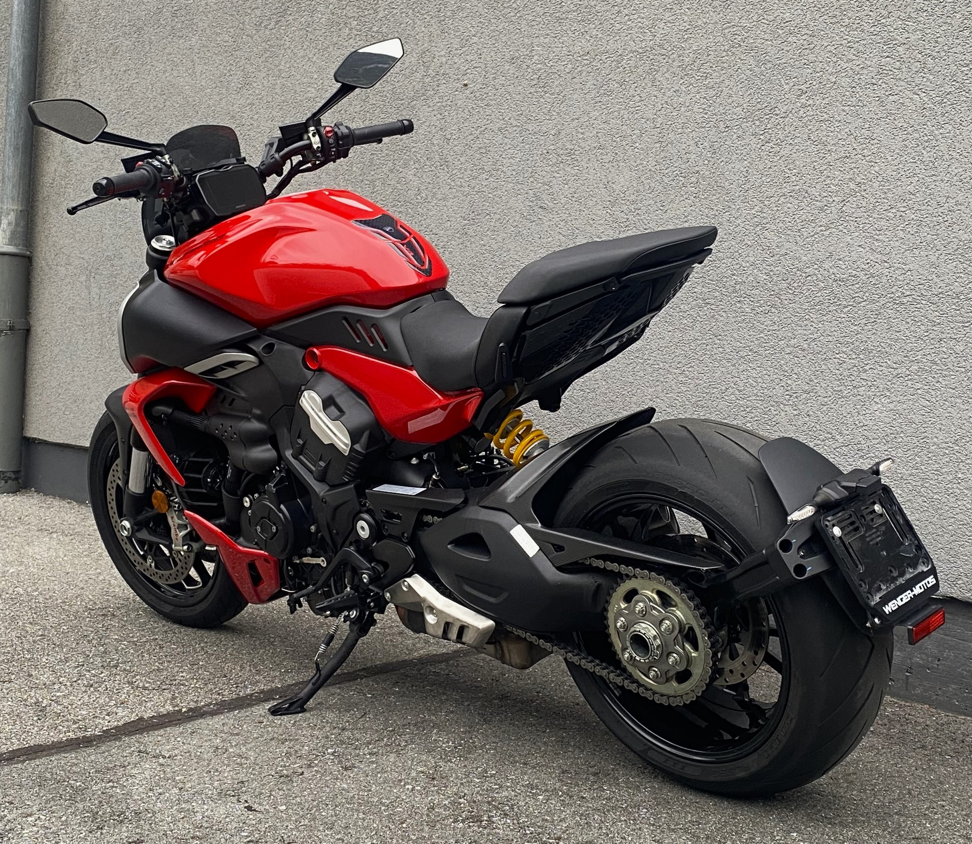 DUCATI Diavel V4-image-4