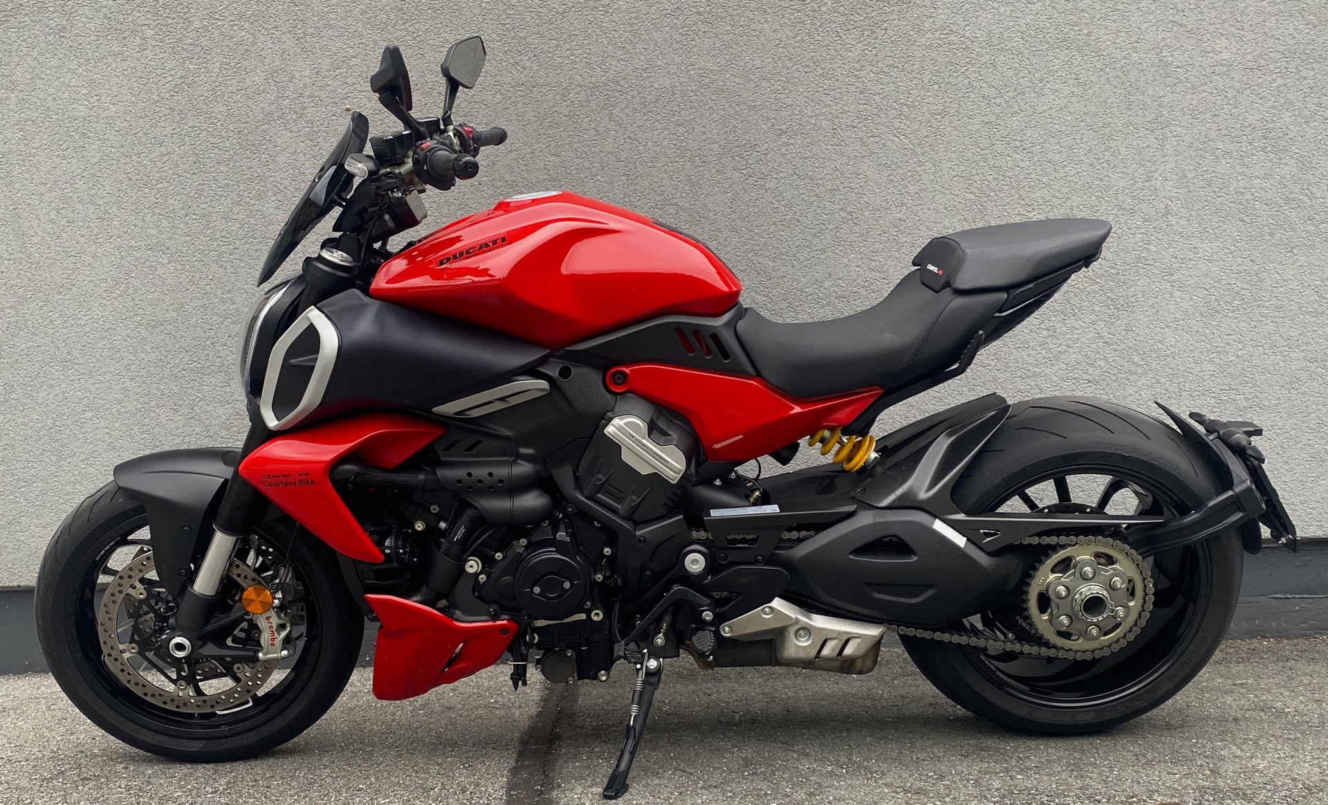 DUCATI Diavel V4-image-3