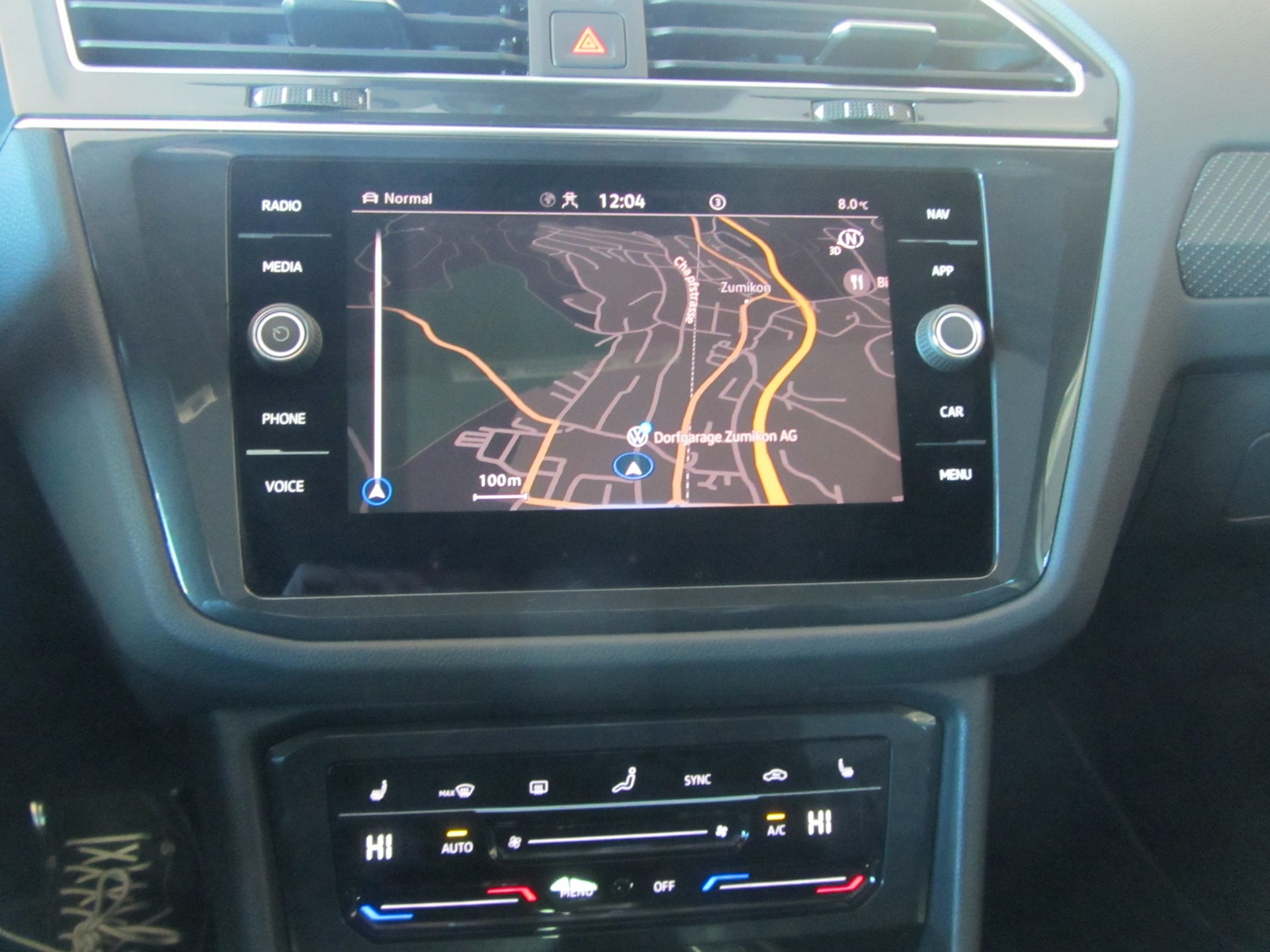VW Tiguan 2.0 TDI SCR R-Line 4Motion DSG-image-6