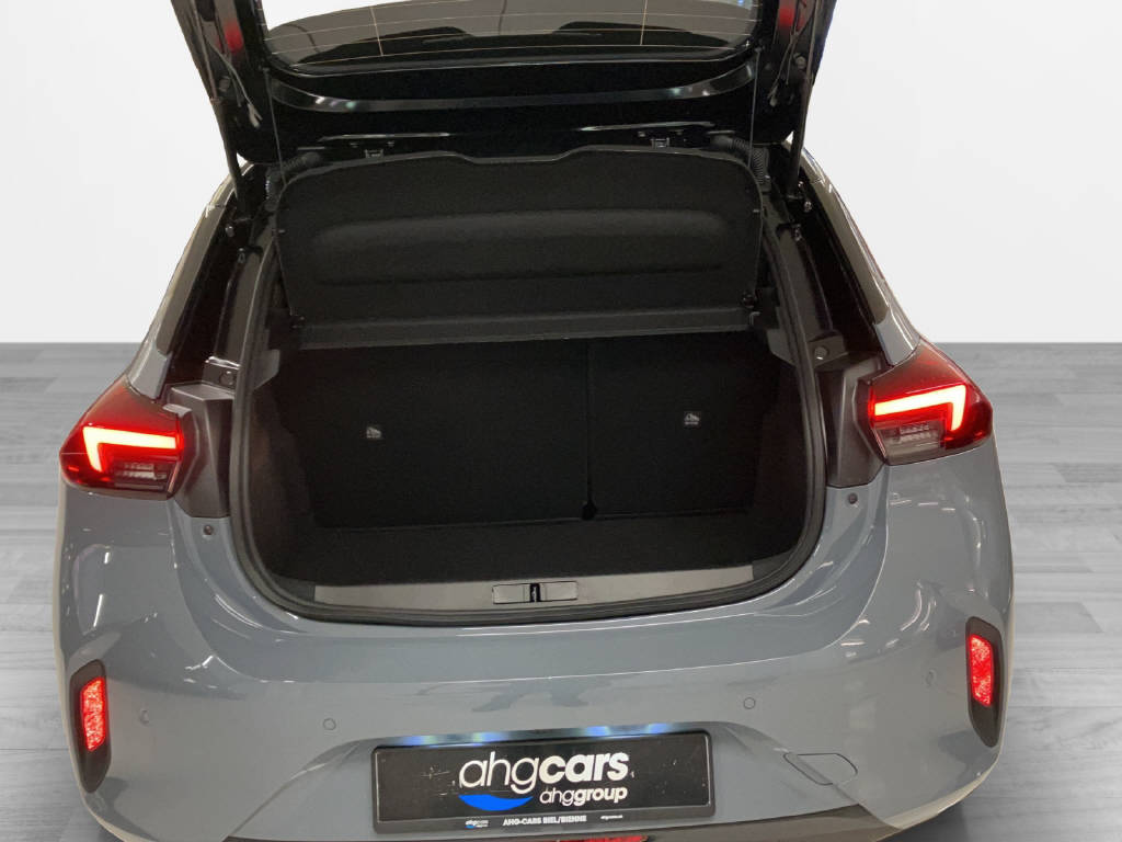 OPEL Corsa-e GS-image-8