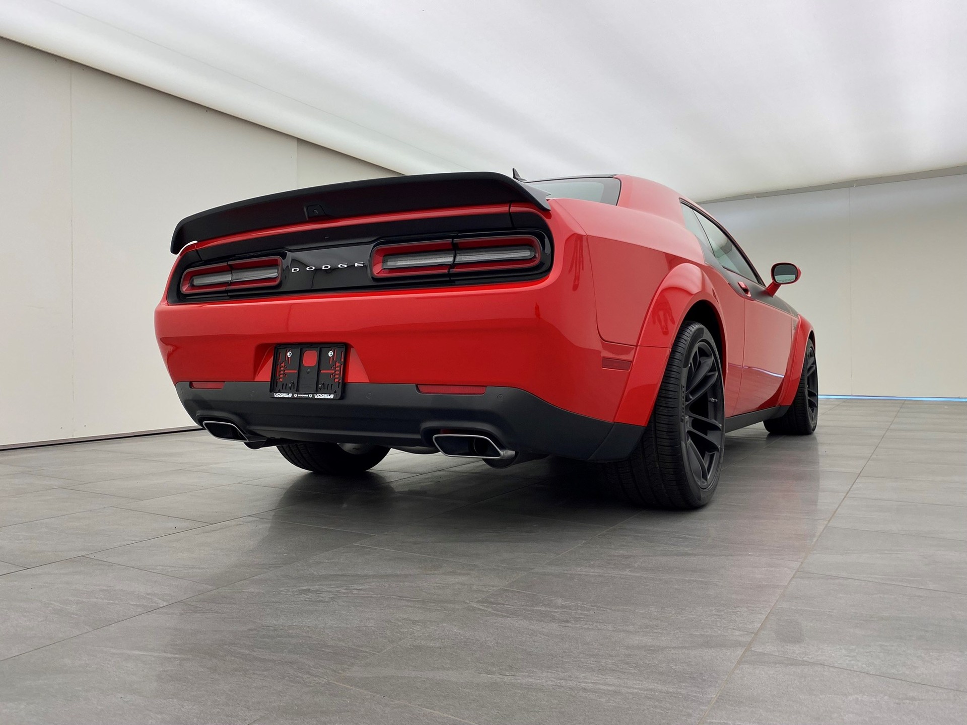 DODGE Challenger T/A 392 WB-image-3