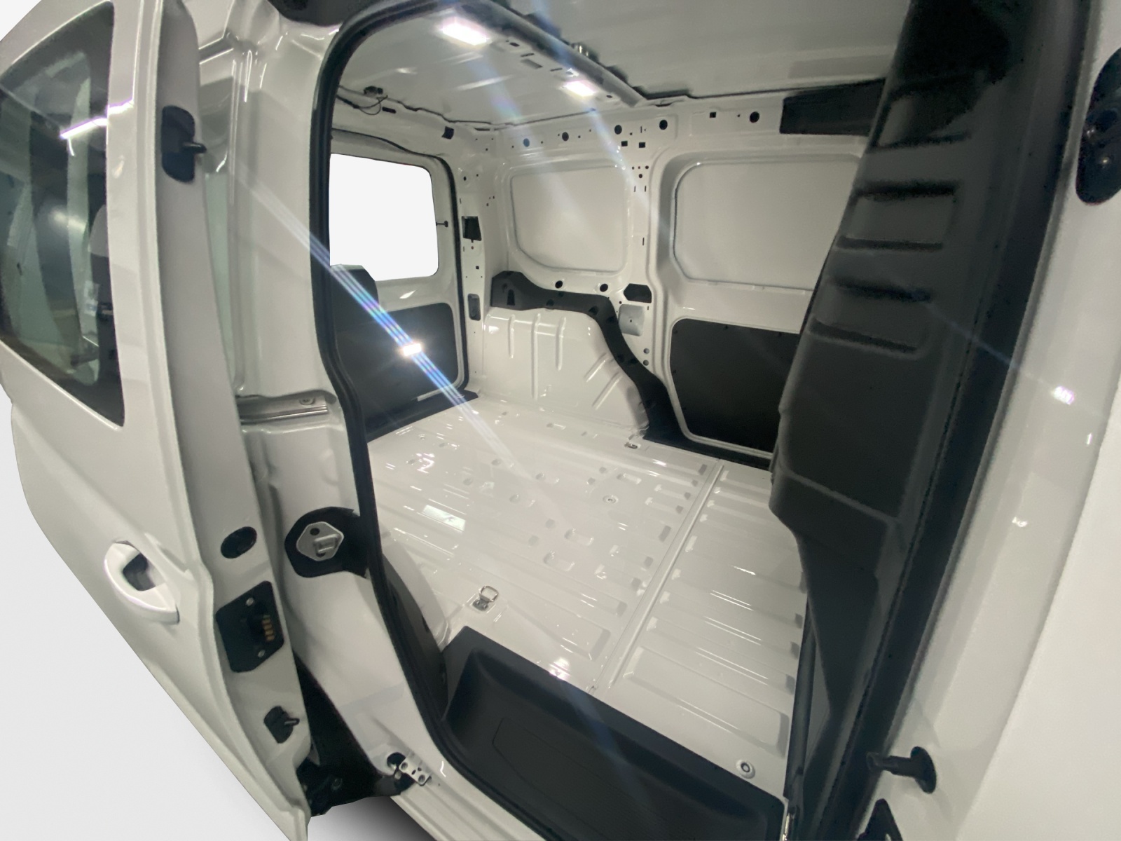 VW Caddy Cargo 1.5 TSI-image-10