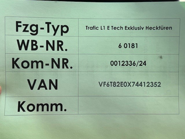 RENAULT Trucks Trafic RED Exklusiv E-Tech EV 52kWh L2-image-9