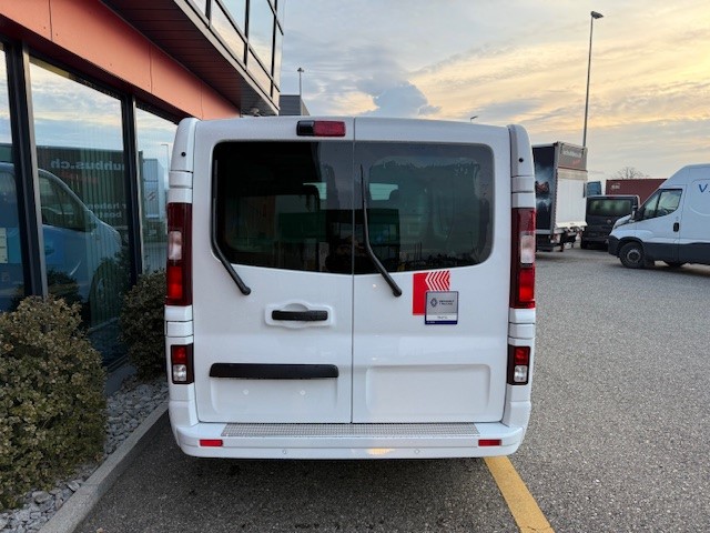 RENAULT Trucks Trafic RED Exklusiv E-Tech EV 52kWh L2-image-5
