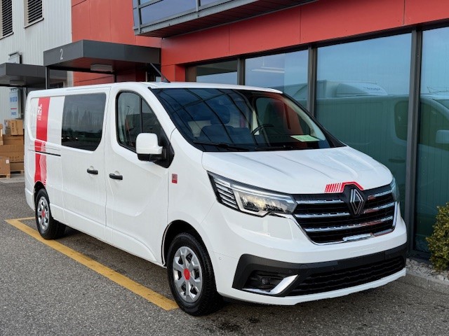 RENAULT Trucks Trafic RED Exklusiv E-Tech EV 52kWh L2-image-2