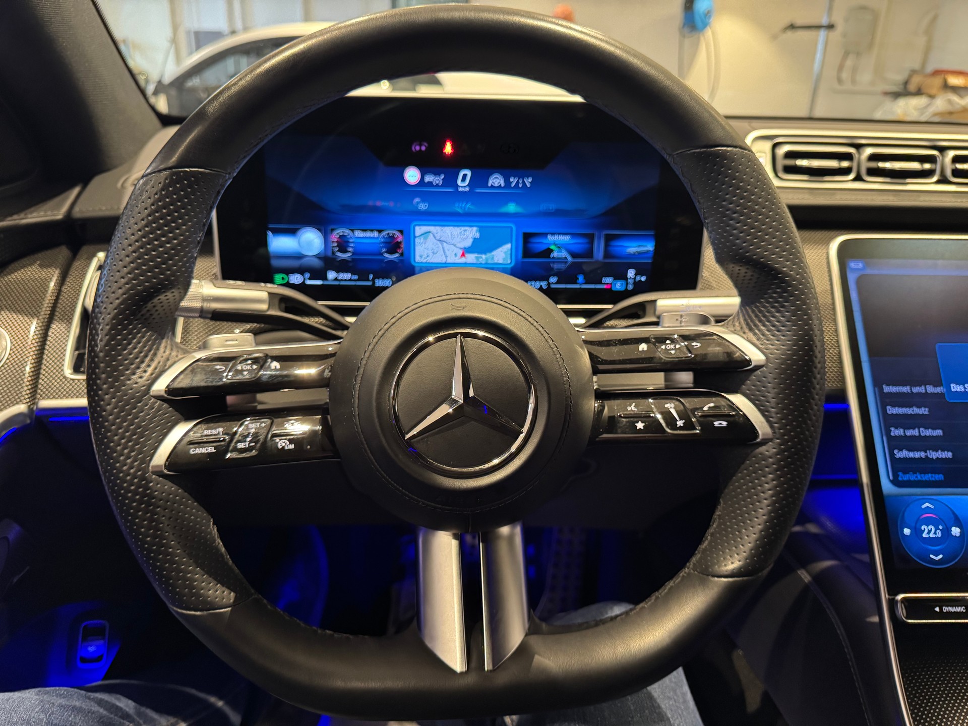 MERCEDES-BENZ S 400 d AMG Line 4matic lang-image-15
