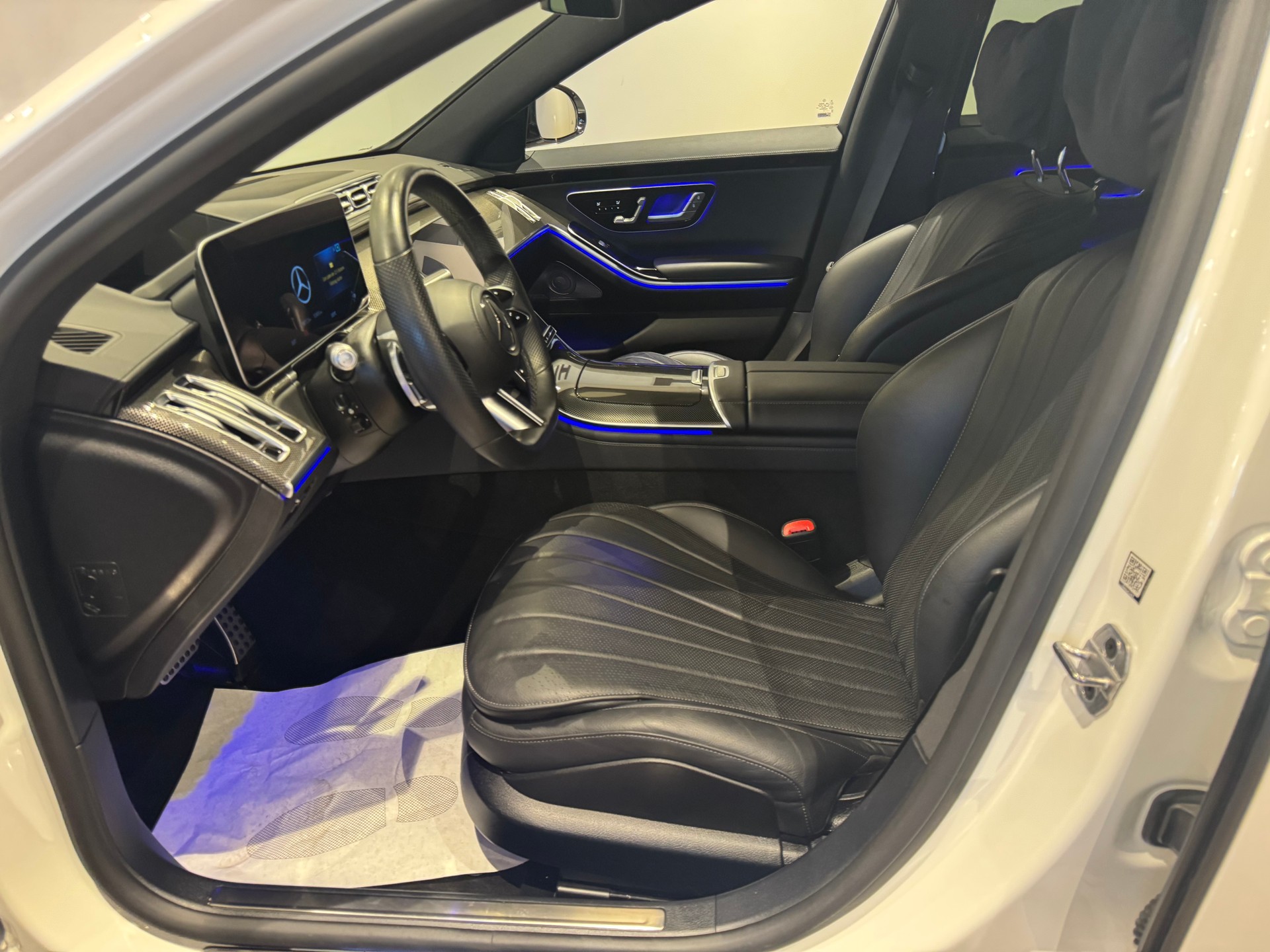 MERCEDES-BENZ S 400 d AMG Line 4matic lang-image-19