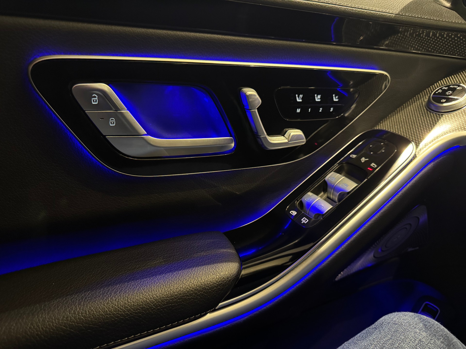 MERCEDES-BENZ S 400 d AMG Line 4matic lang-image-16