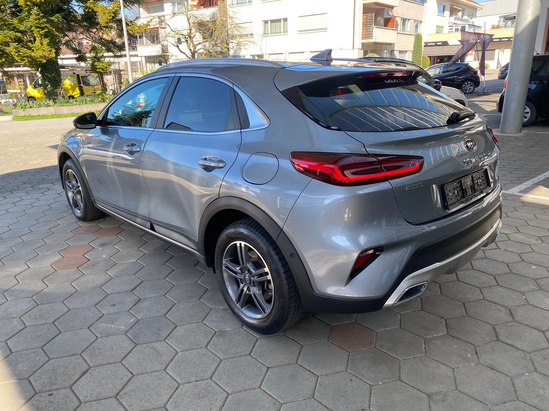 KIA Xceed 1.6 GDi Plug-in Hybrid Style DCT-showroom-element-3