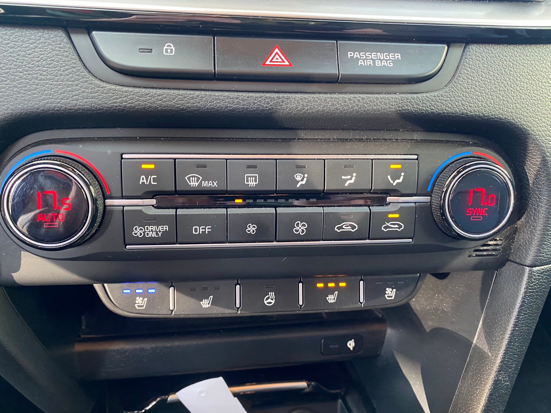KIA Xceed 1.6 GDi Plug-in Hybrid Style DCT-image-9