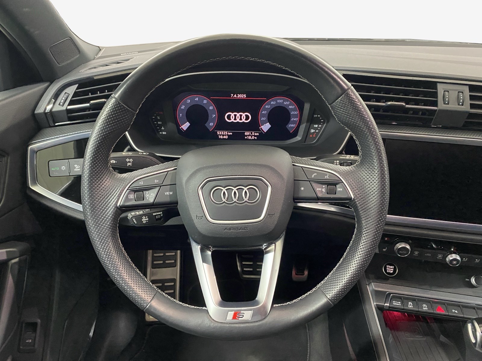AUDI Q3 Sportback 35 TFSI S line Attraction-image-9