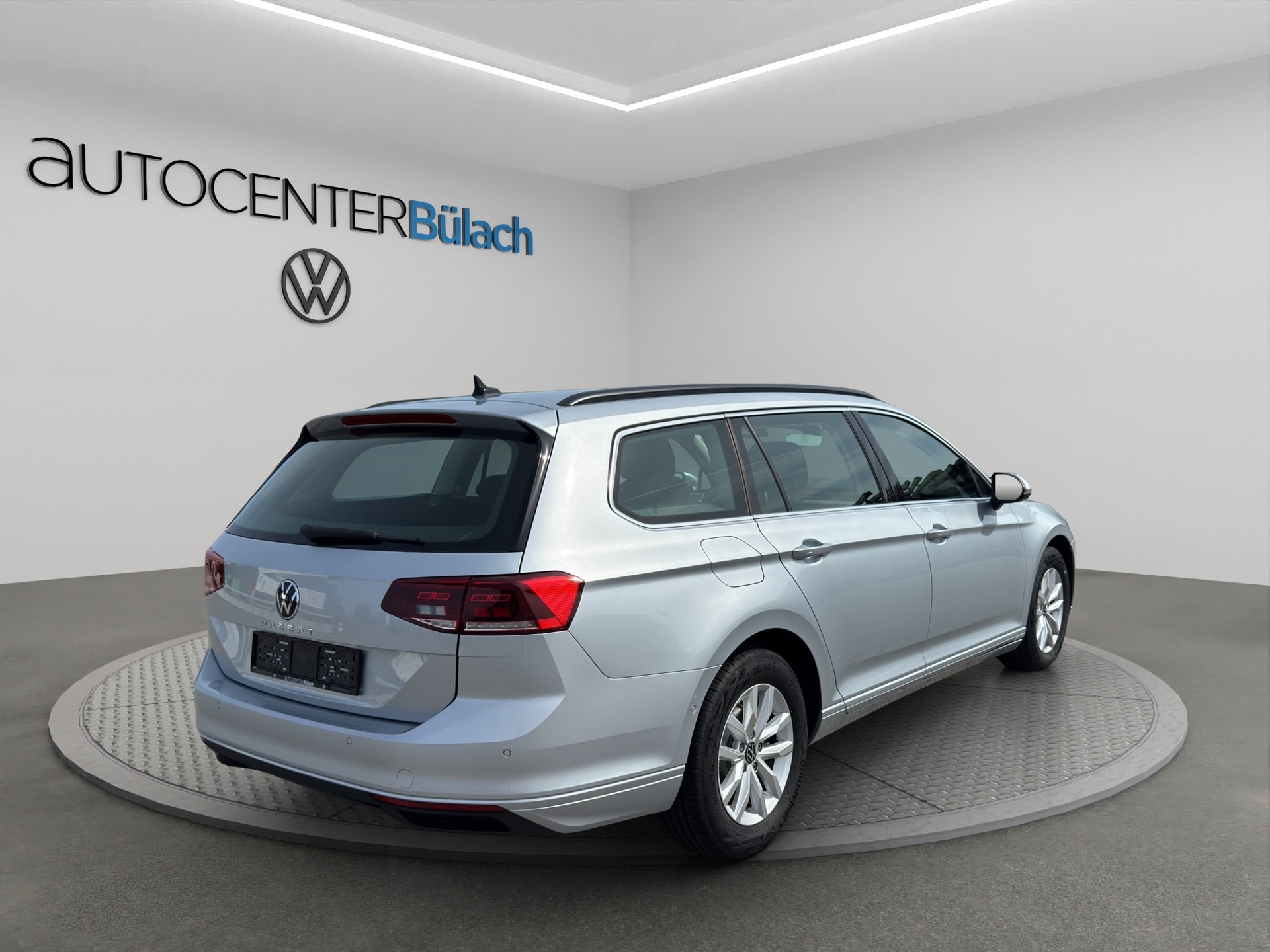 VW Passat 2.0 TDI BMT Business DSG-image-4