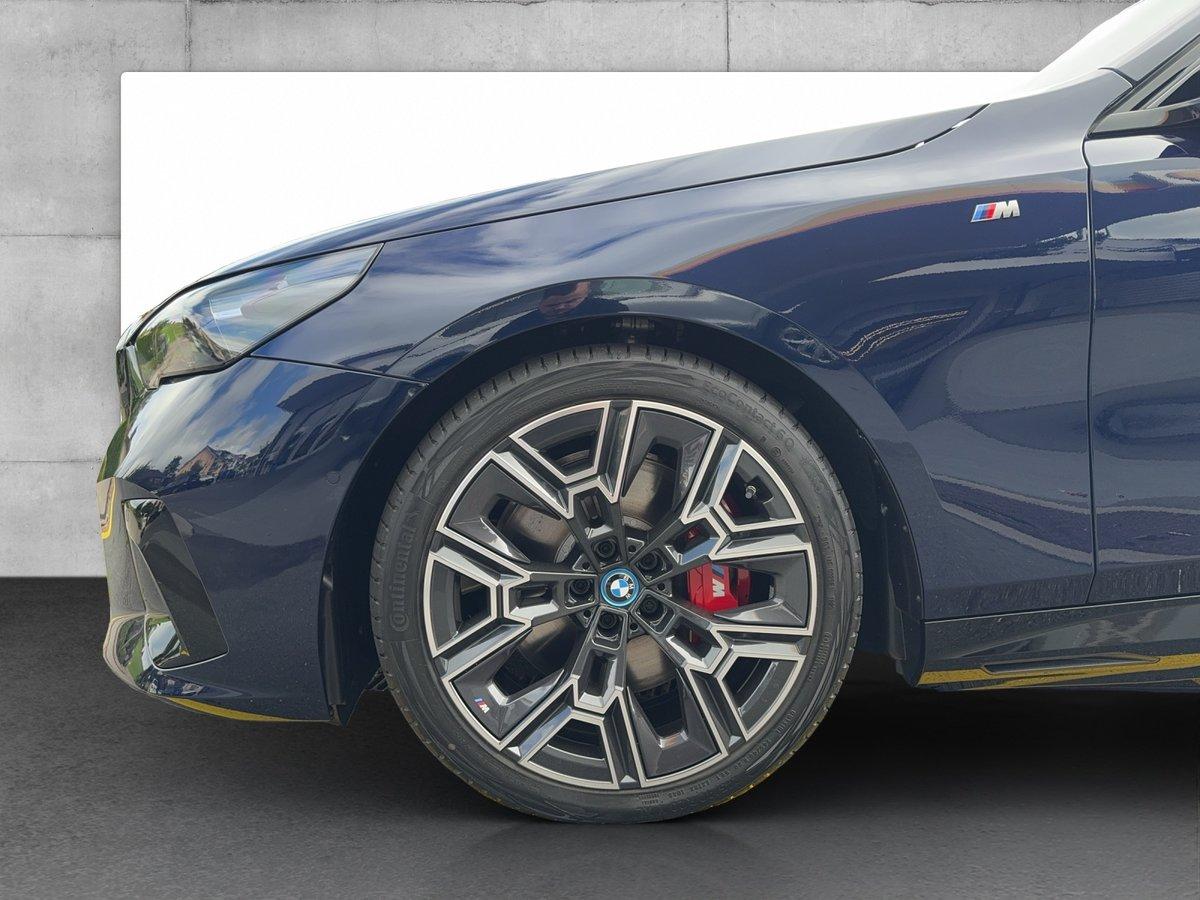 BMW i5 M60 xDrive-image-4
