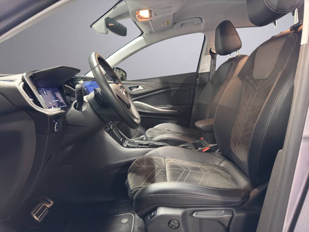 OPEL Grandland 1.6 Hybrid GS Line Automatik-image-7