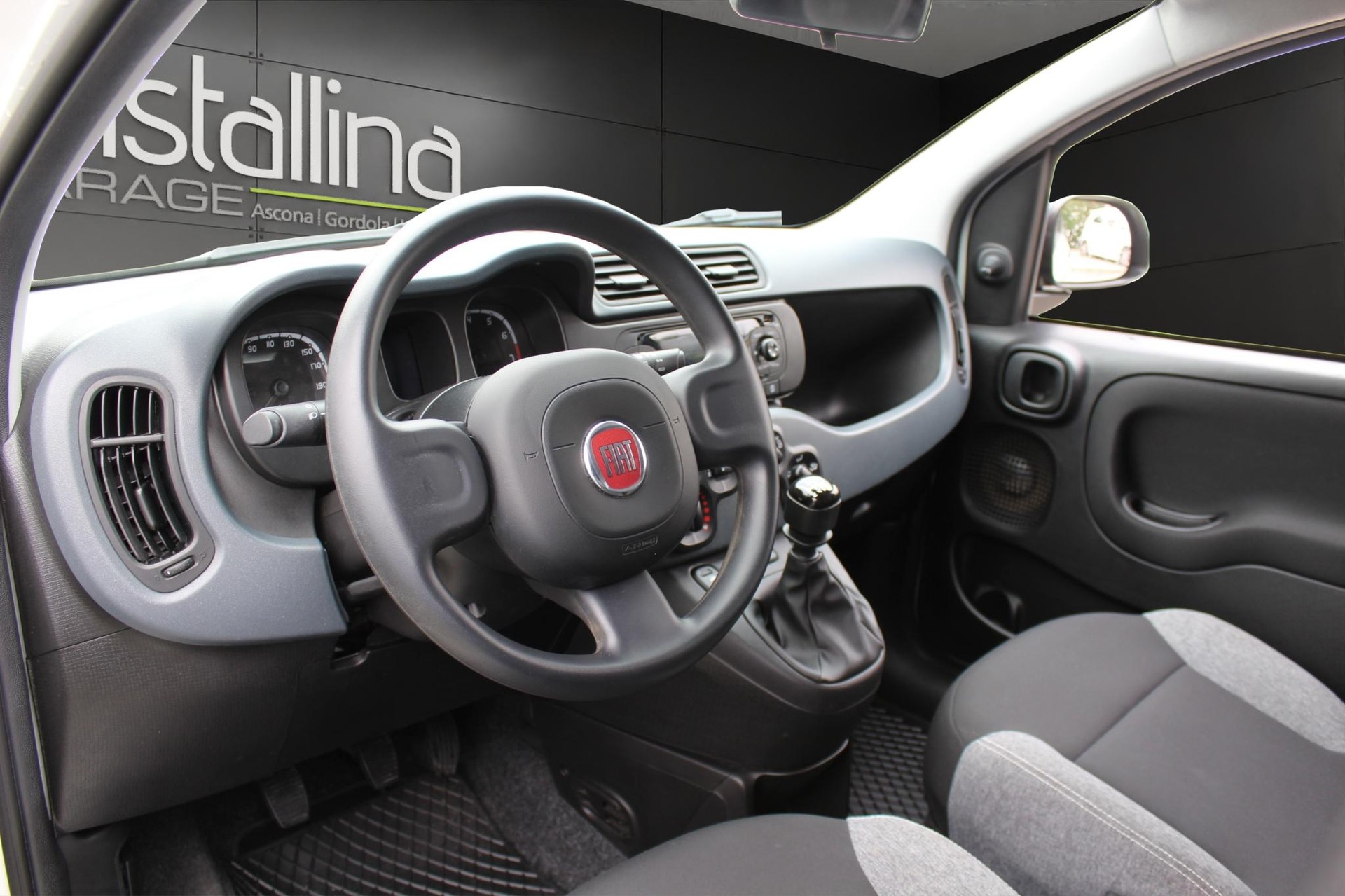 FIAT Panda 1.0 Hybrid City Life-image-7