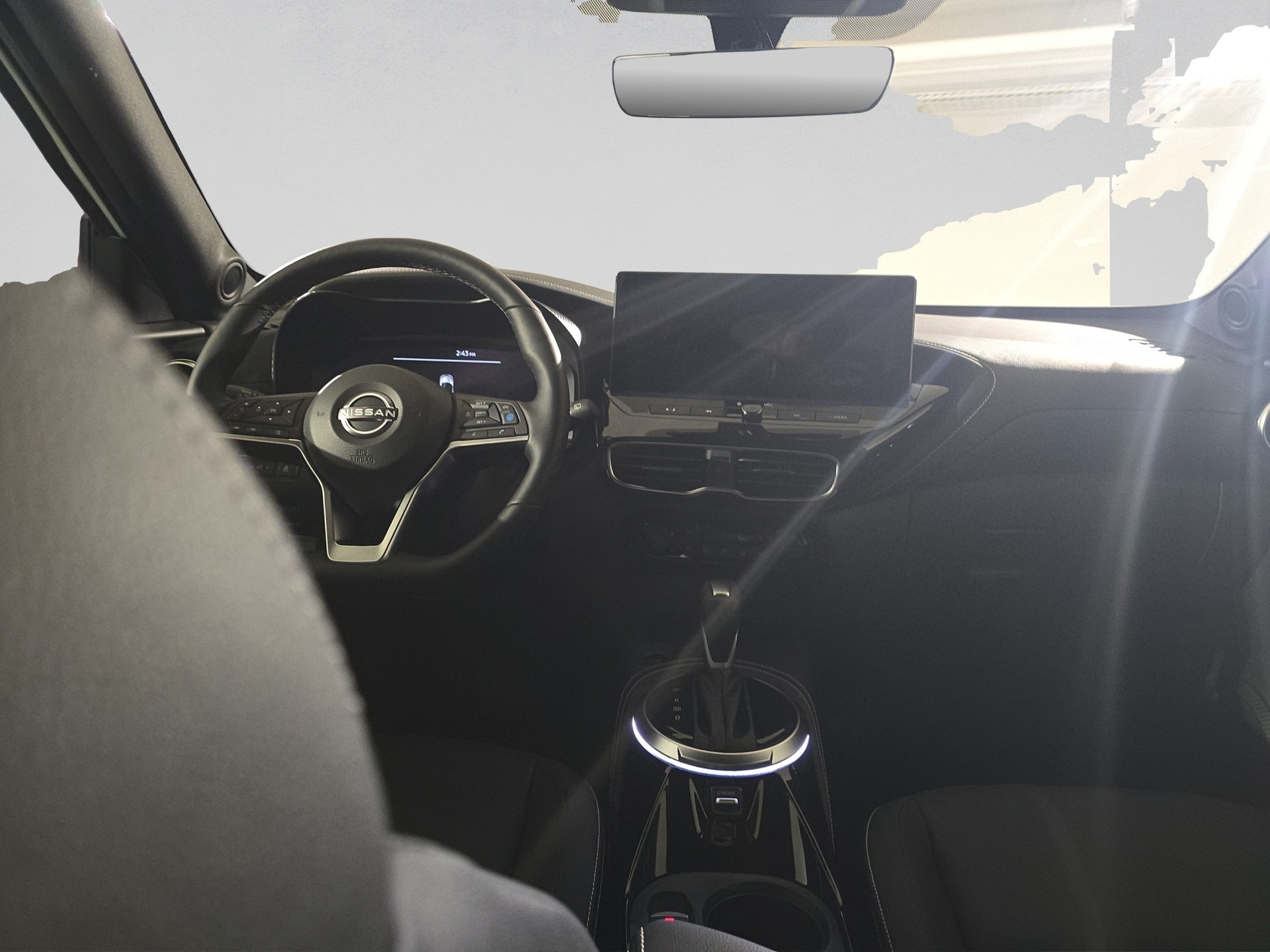 NISSAN Juke 1.6 FHEV Tekna-image-9