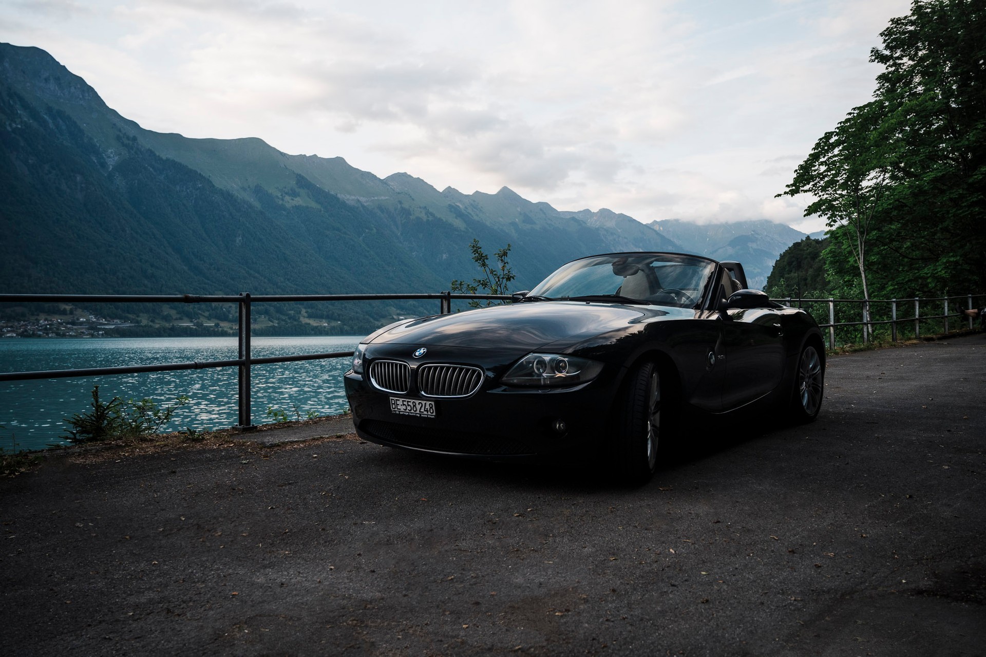 BMW Z4 3.0i Roadster-image-4