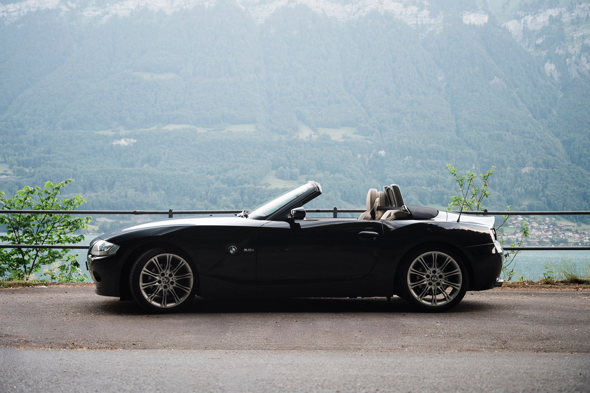 BMW Z4 3.0i Roadster-image-0