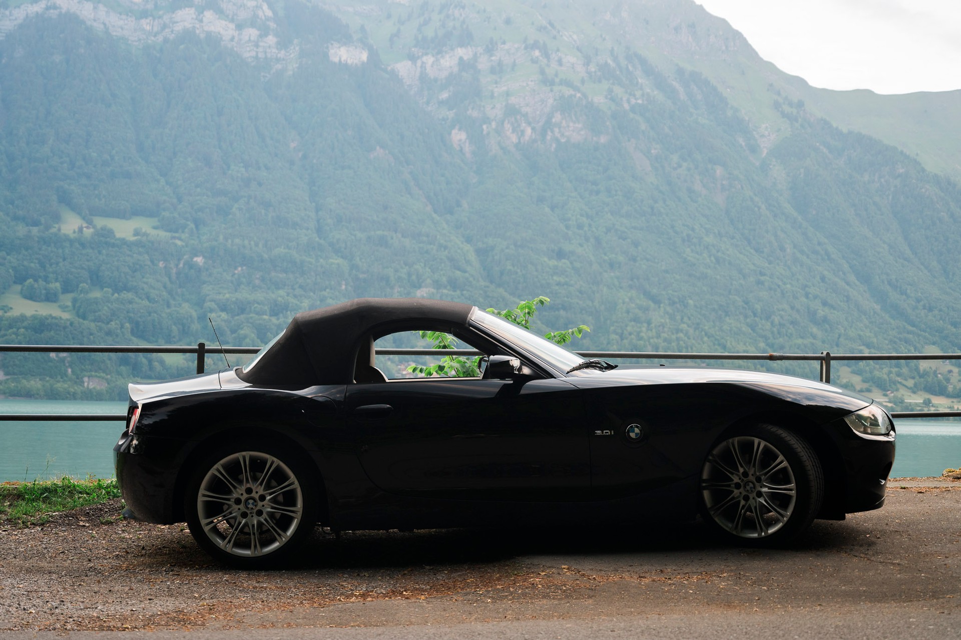 BMW Z4 3.0i Roadster-image-1