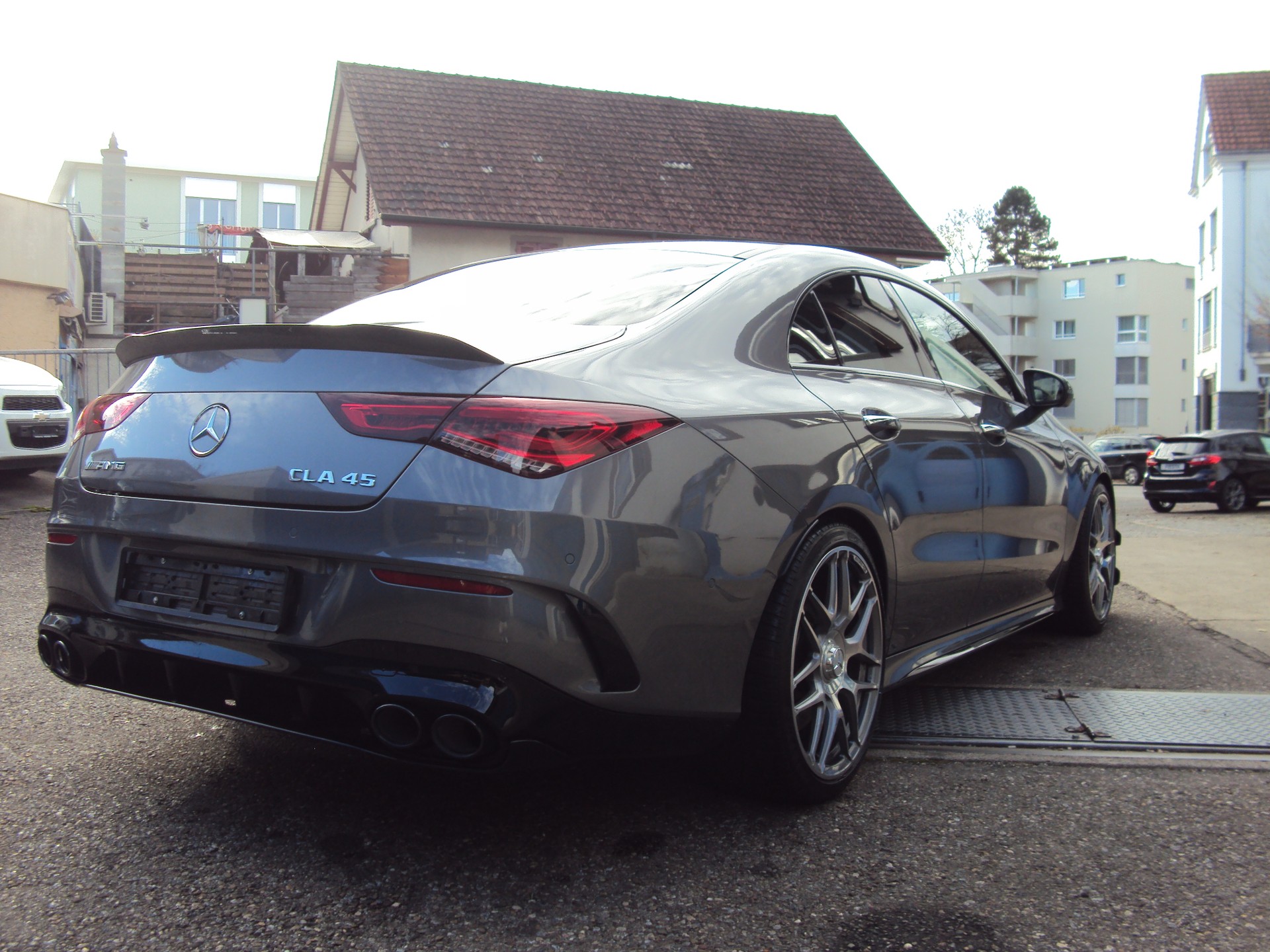 MERCEDES-BENZ CLA 45 AMG 4Matic+ 8G-DCT-image-4