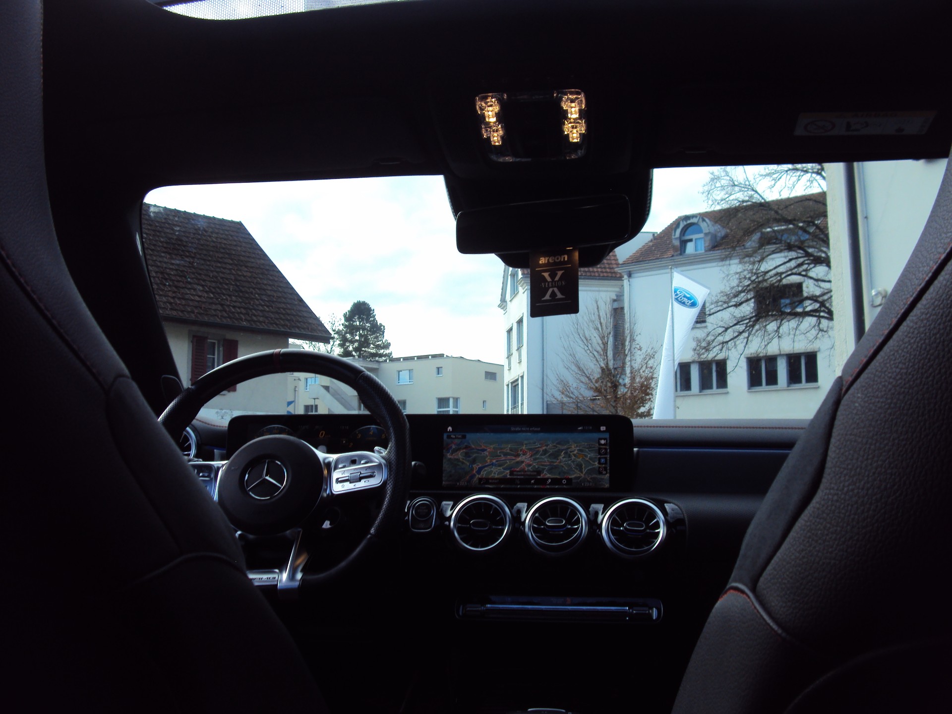 MERCEDES-BENZ CLA 45 AMG 4Matic+ 8G-DCT-image-12