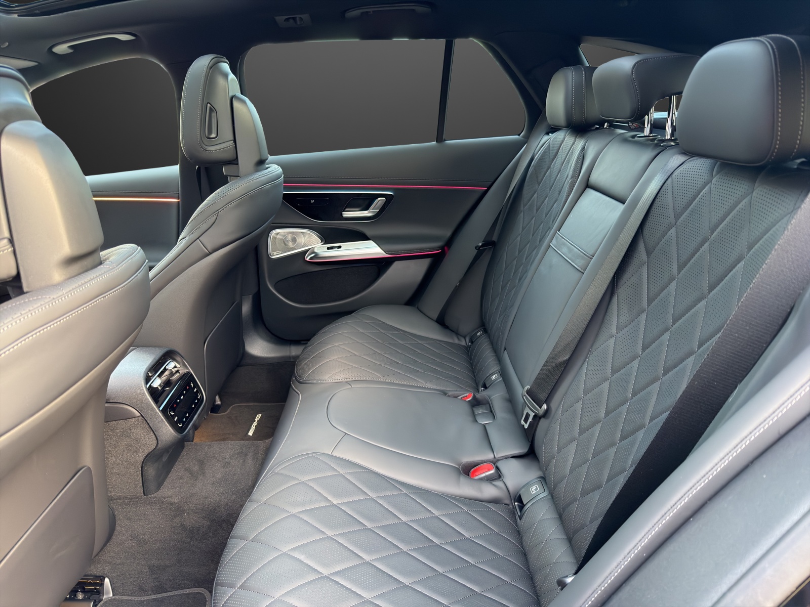 MERCEDES-BENZ E 450 d T 4Matic 9G-Tronic-image-12