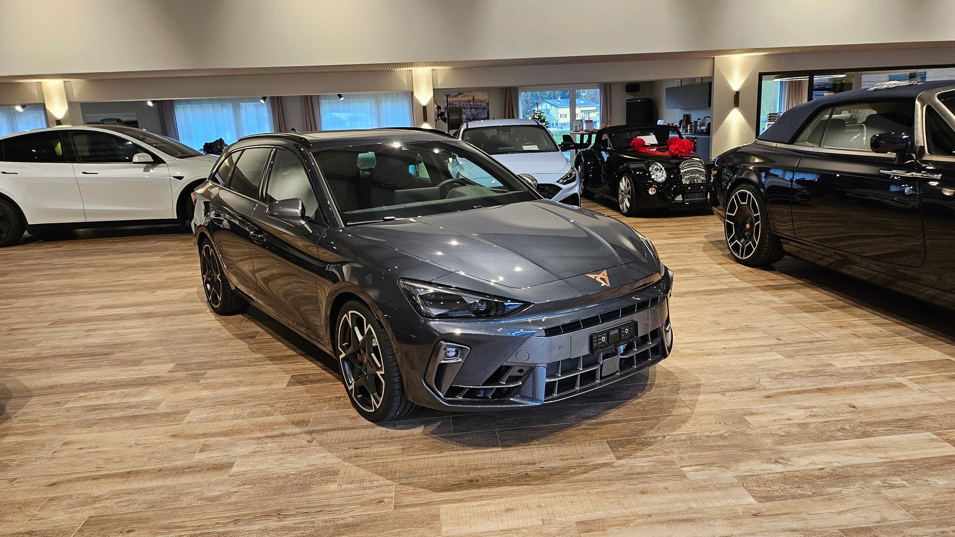 CUPRA LEON ST 2.0 TSI VZ DSG 4Drive-image-4