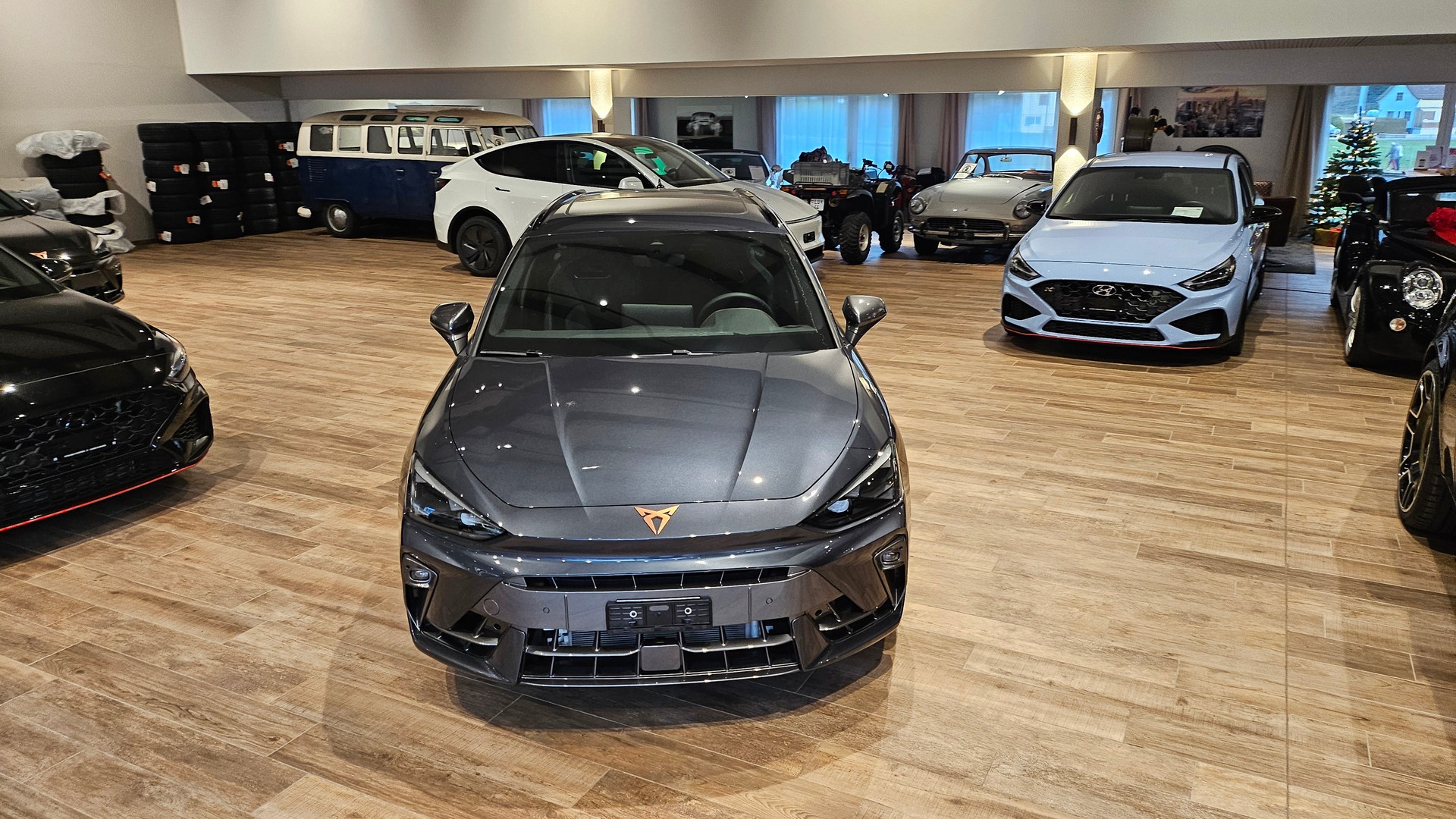 CUPRA LEON ST 2.0 TSI VZ DSG 4Drive-image-3
