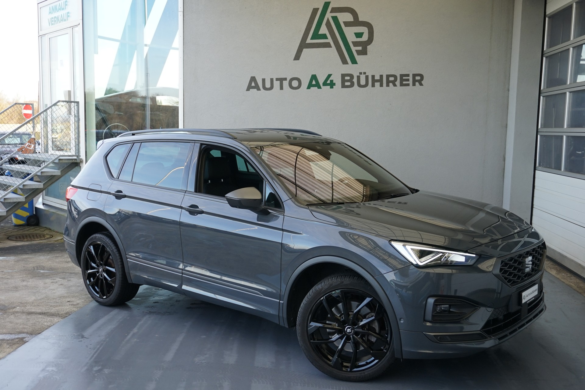 SEAT Tarraco 2.0TDI FR 4Drive 200PS CH-Auto-image-1