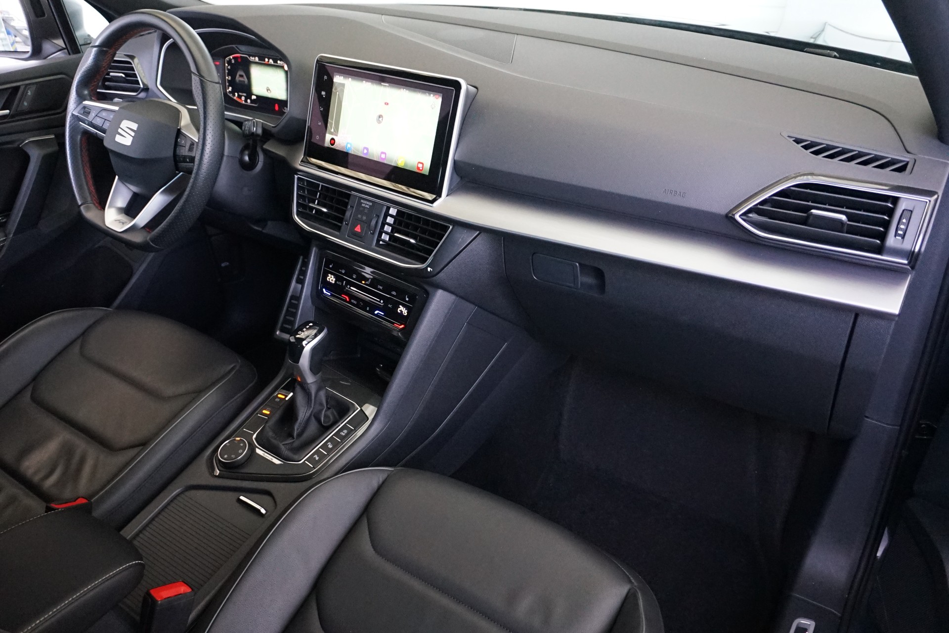 SEAT Tarraco 2.0TDI FR 4Drive 200PS CH-Auto-image-16