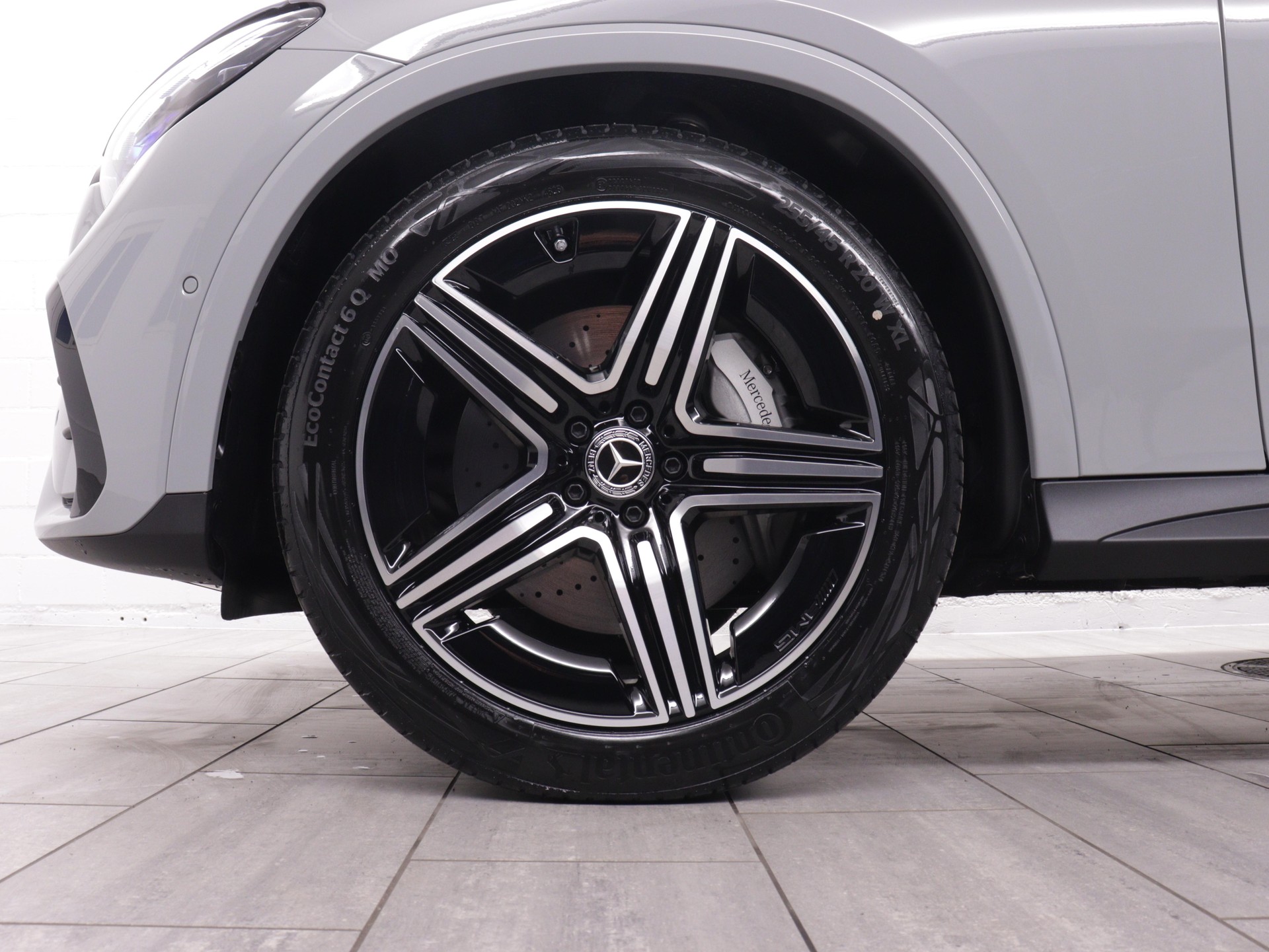 MERCEDES-BENZ GLC 220 d AMG Line 4matic-image-16