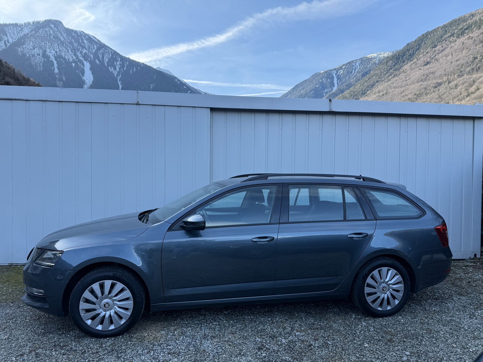 SKODA Octavia Combi 2.0 TSI Soleil 4x4 DSG-image-3