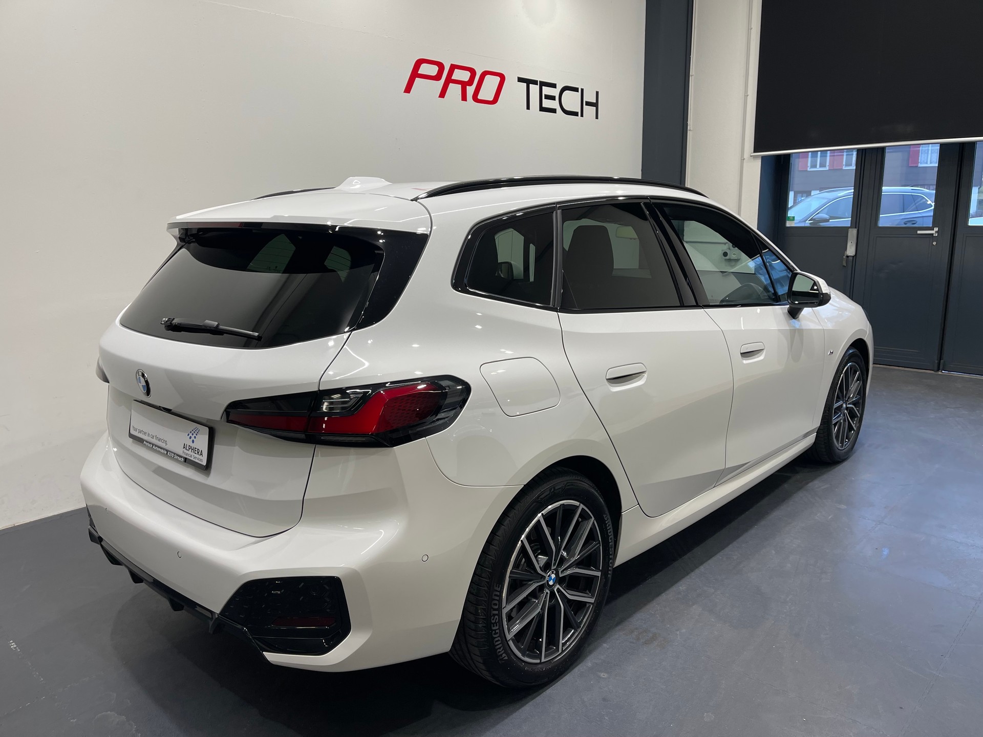 BMW 220i Active Tourer M Sport DKG *AHK*-image-5