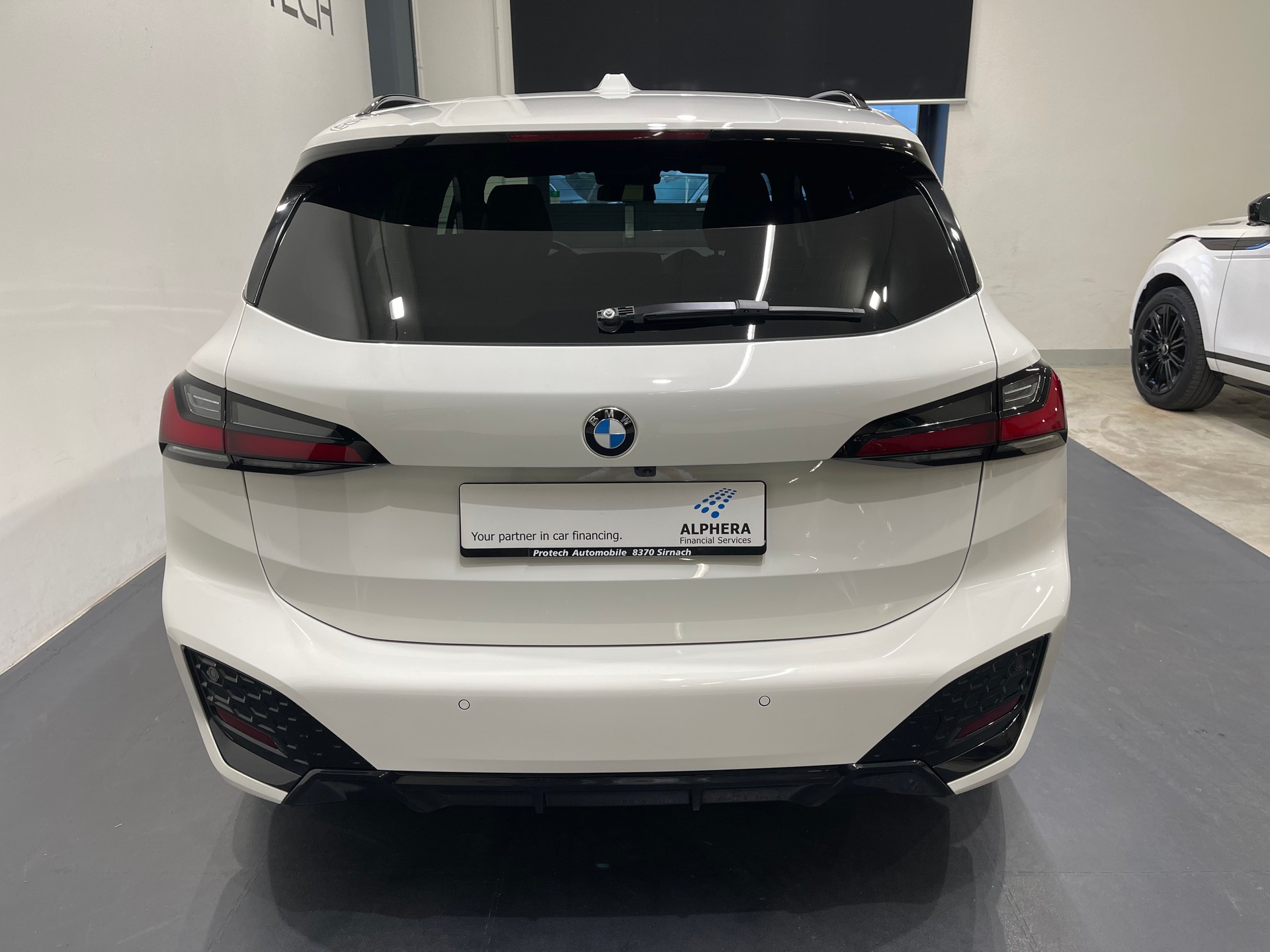 BMW 220i Active Tourer M Sport DKG *AHK*-image-6